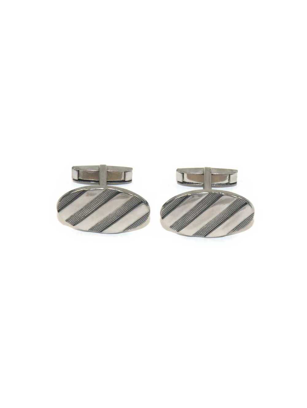 Chic Vintage Textured Silver Tone Oval Cuff Links. Marked Pat Pend USA.